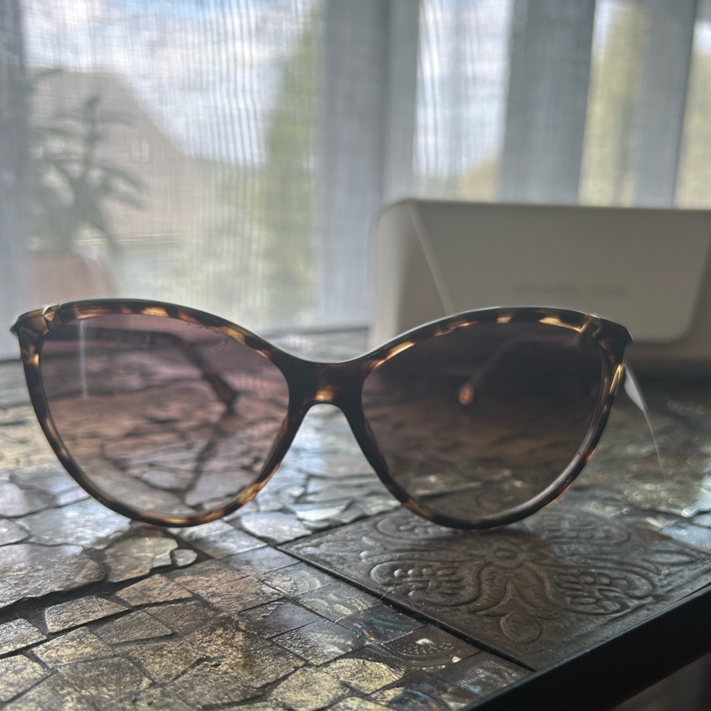 NWT-MICHAEL KORS Sunglasses.